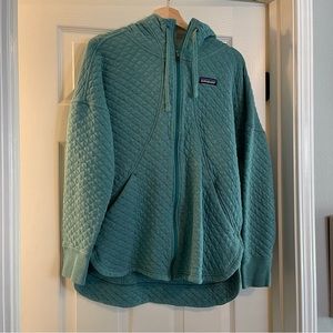💚 PATAGONIA Womens Green Quilted Hoodie💚